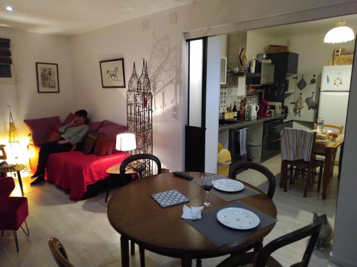 Chambre Marguerite, B&B Au 1Er- Villa Chaumonty Périgueux Εξωτερικό φωτογραφία